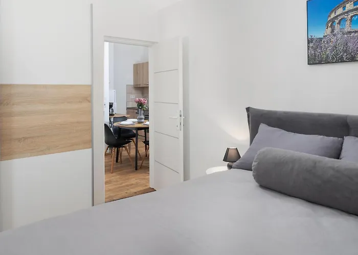 Amazing In 포레치